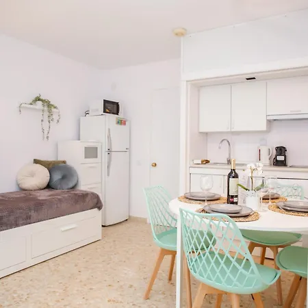 Al14 Estudio A 250 M Playa Fenals, Costa Barava *